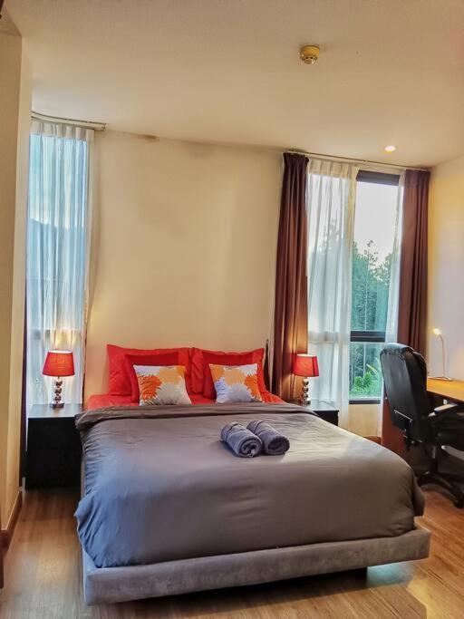 Hill Myna By Bcare - Two Bedrooms Apartemen Phuket